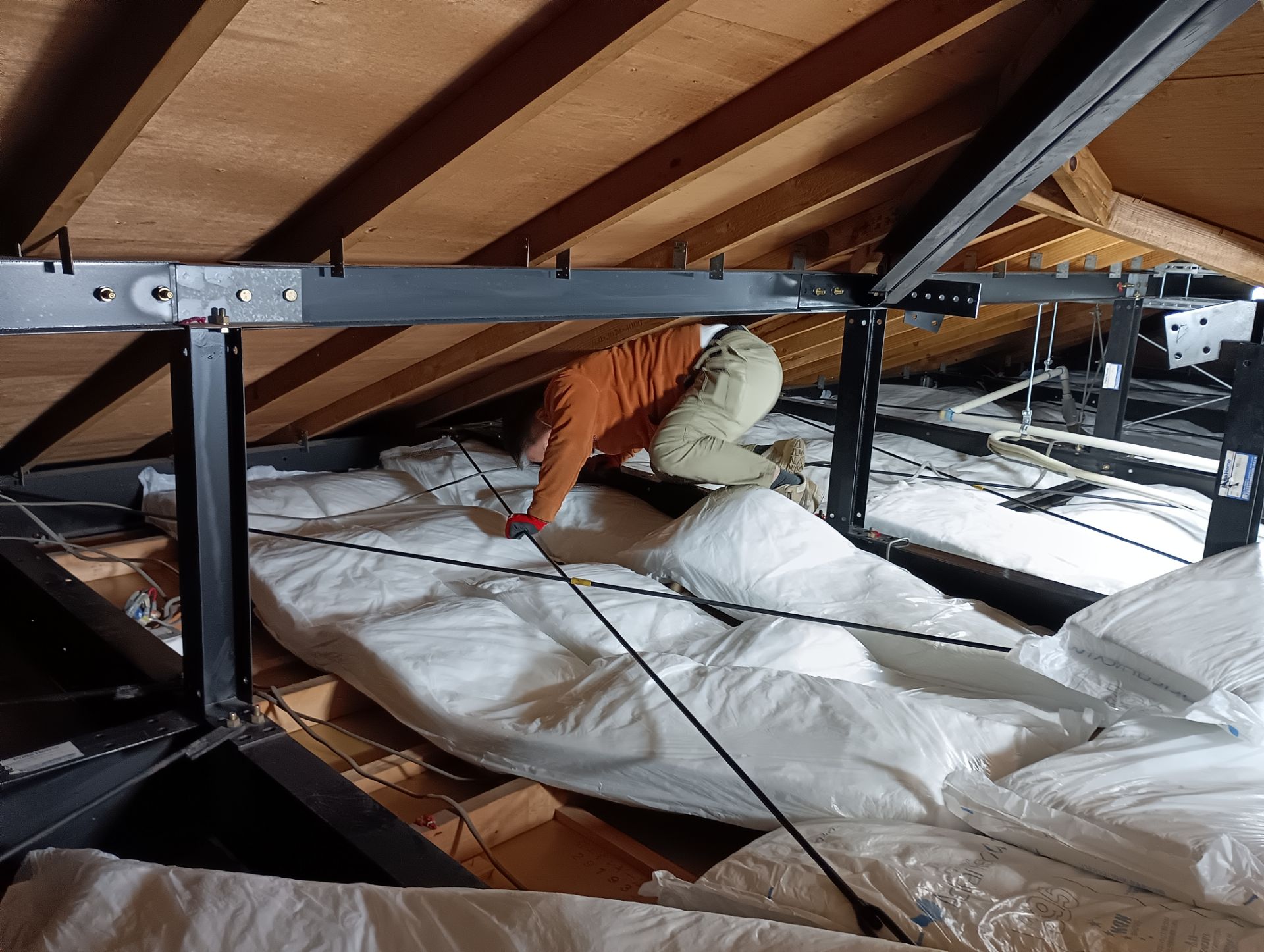 �h���H��